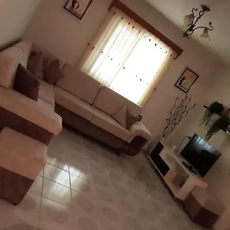 בית נופש House 28 אוריקום